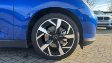 MINI Cooper 160kW SE Exclusive 54kWh 3dr Auto Electric Hatchback